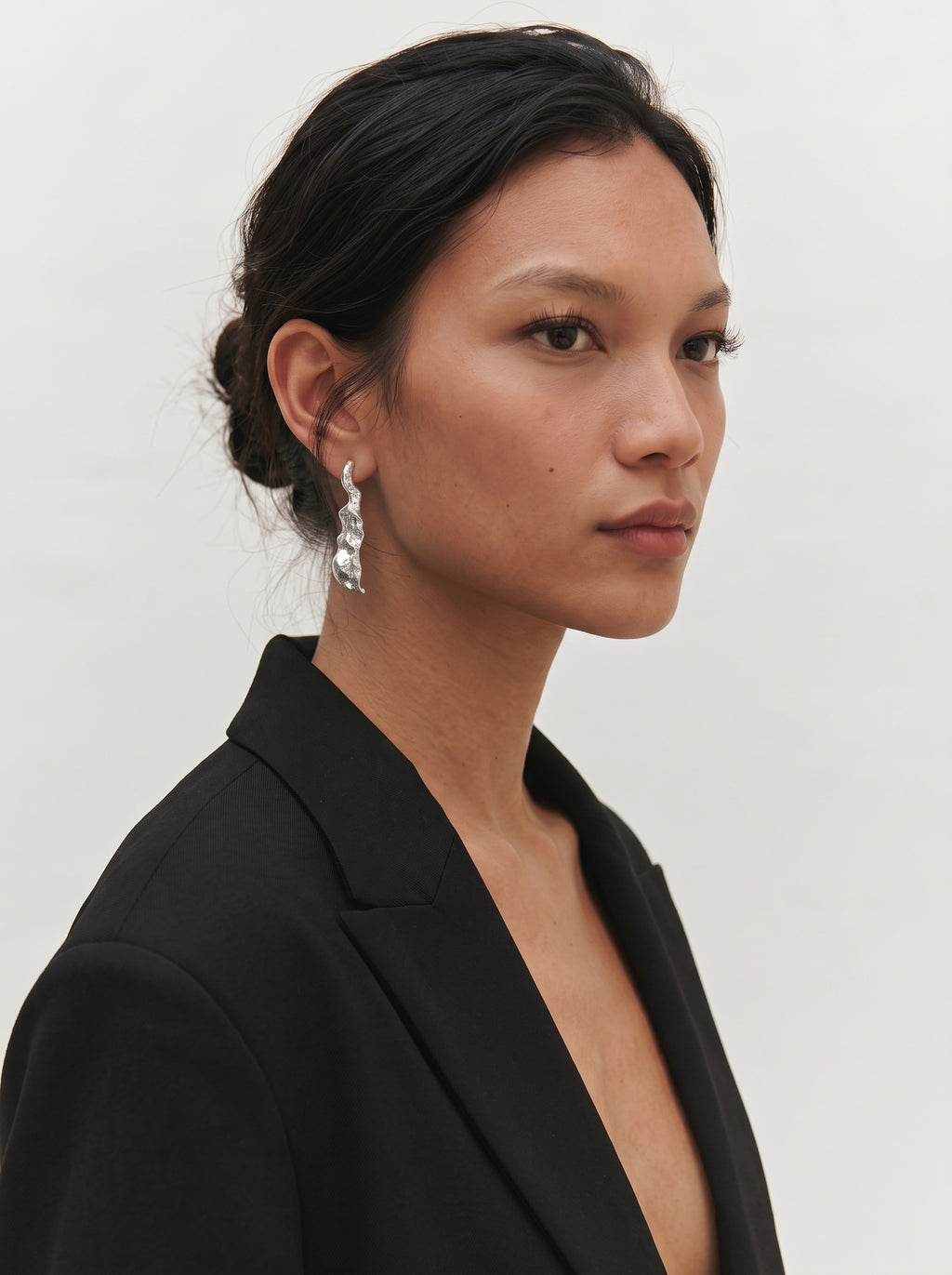 ENDURE loop earrings - signature collection